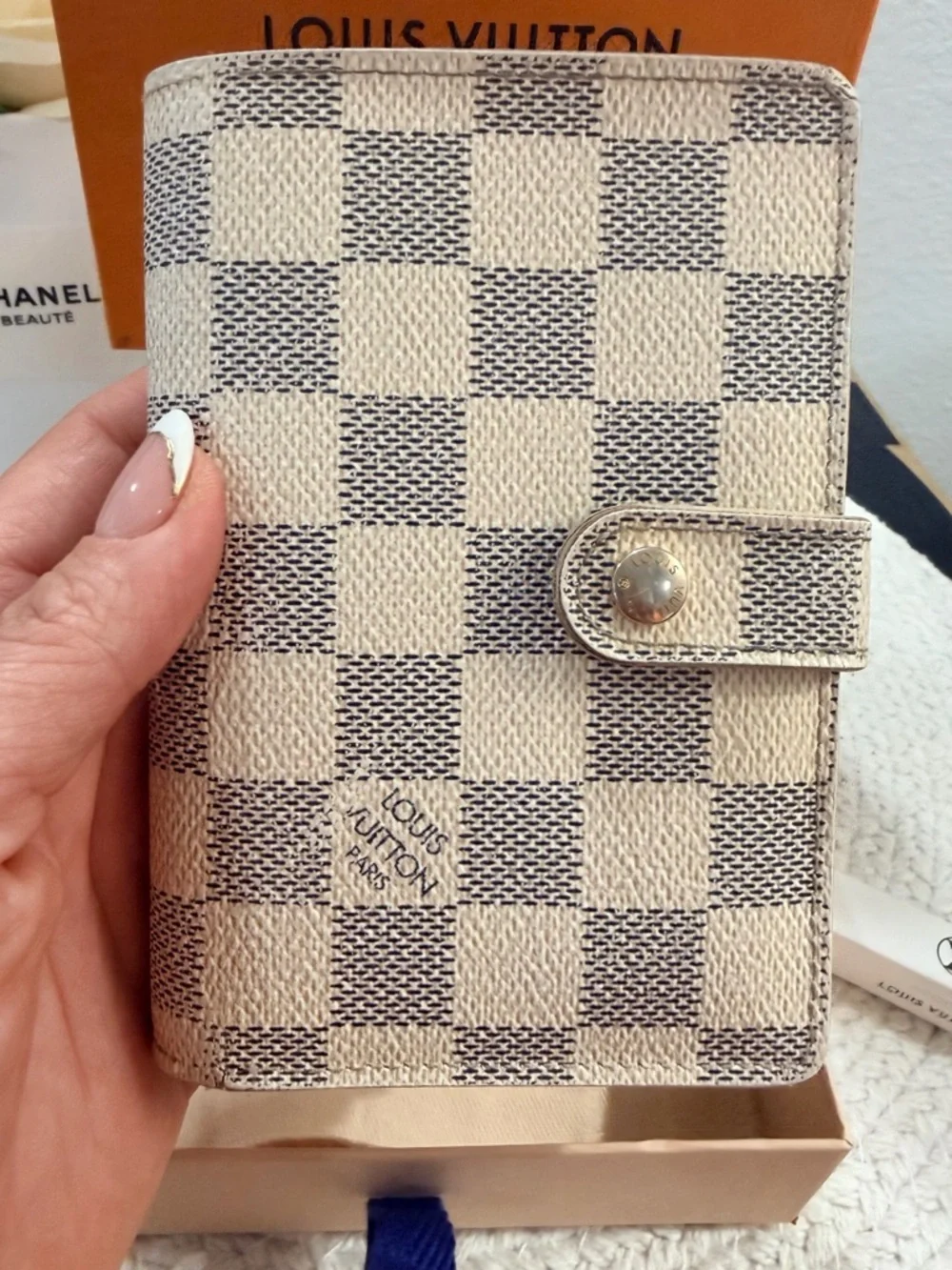 LV Damier Azur Port Feuille Vienoise French Purse Wallet, Dusty, Box,  Apogée - Picture 4 of 17